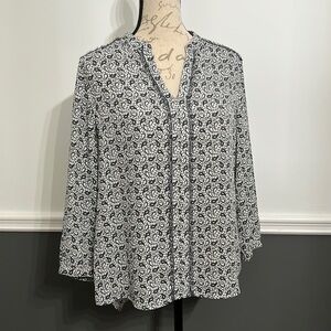 Halogen Blouse Medium Swirl Design Polyester
